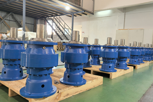 Gearbox SGR digunakan dalam peralatan minyak sawit.